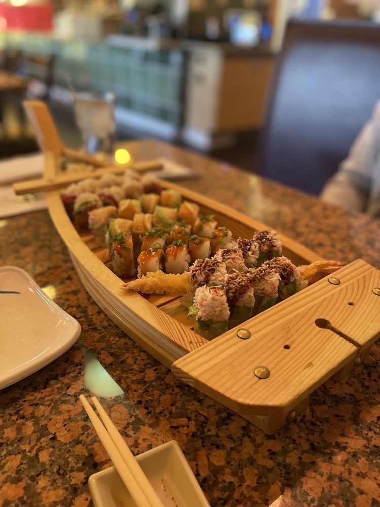 Tokyo Grill Sushi food image 10