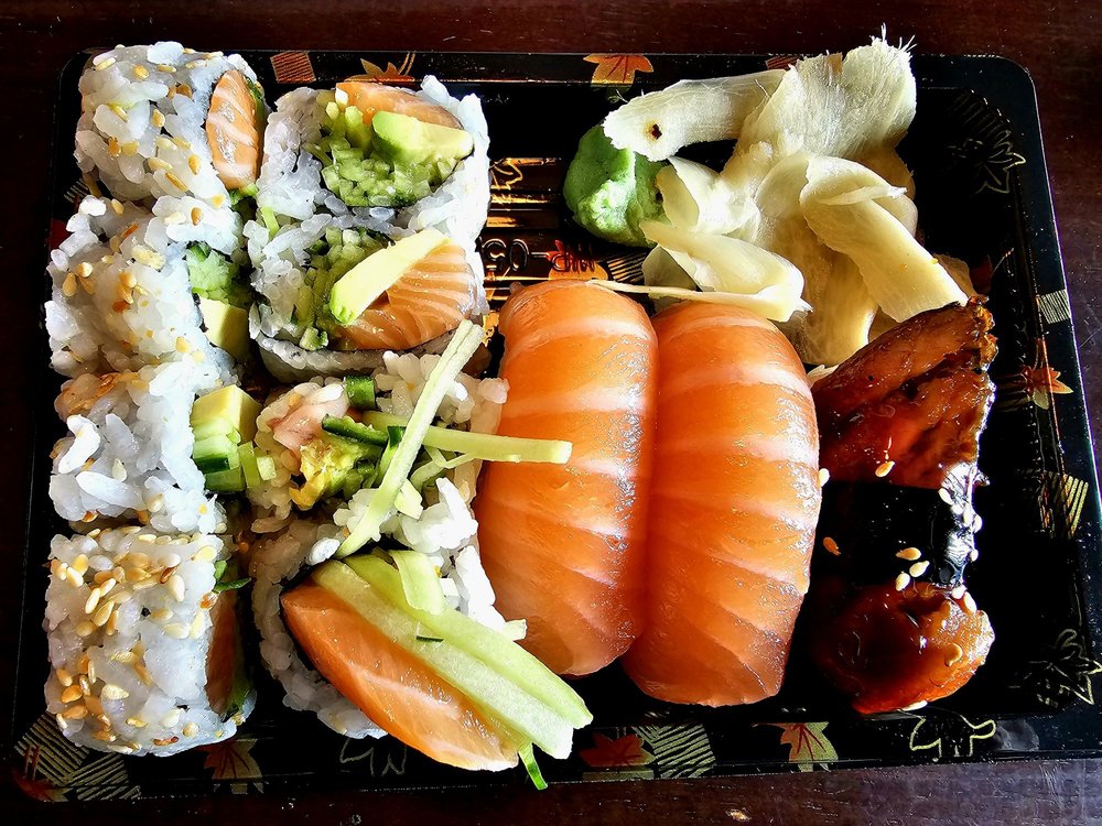 Tokyo Grill Sushi food image 11
