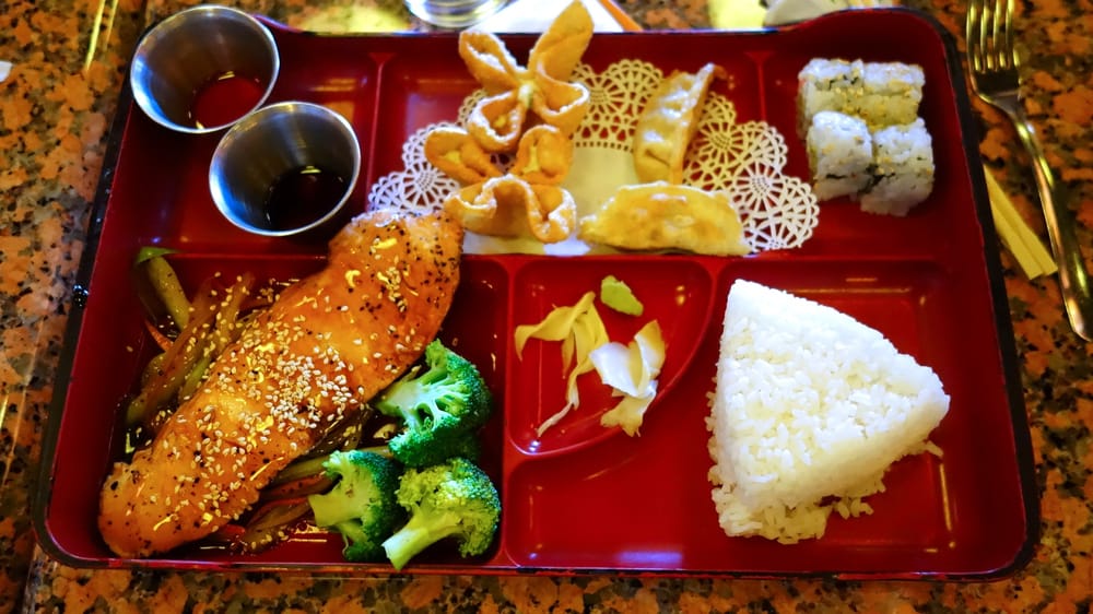 Tokyo Grill Sushi food image 16